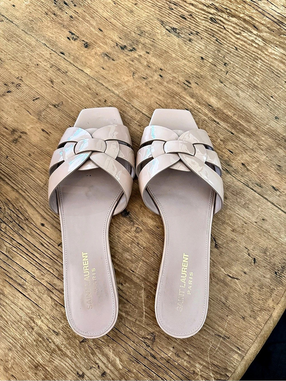 Saint Laurent Tribute Patent Leather Flat Slides Pink EU 36+